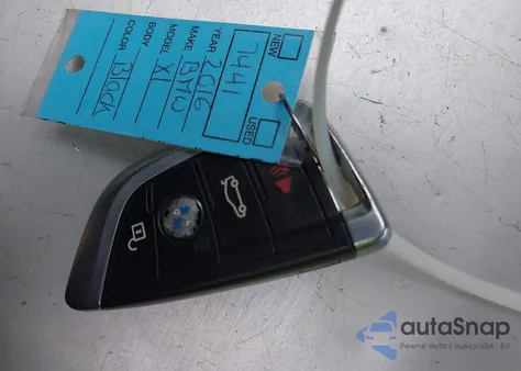 2016 BMW X1 xDrive28I z USA, uszkodzony, nr VIN WBXHT3Z34G4A49252